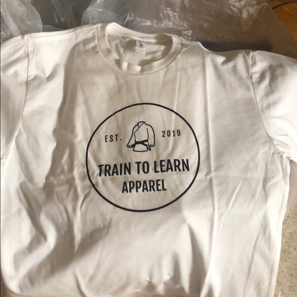 Train to learn apparel T-shirt